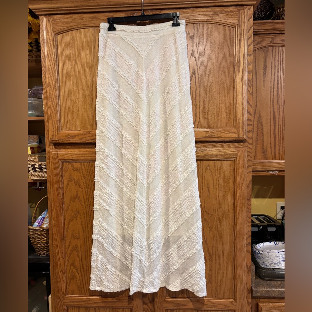 entro Ivory Chevron Maxi Skirt